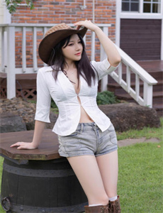 我和新婚少妇办公室啪啪-wwwpaipai